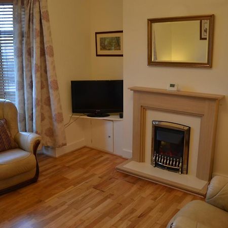 Entire 3 Bedroom House Near Caerphilly Station Ngoại thất bức ảnh
