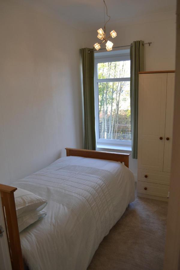 Entire 3 Bedroom House Near Caerphilly Station Ngoại thất bức ảnh